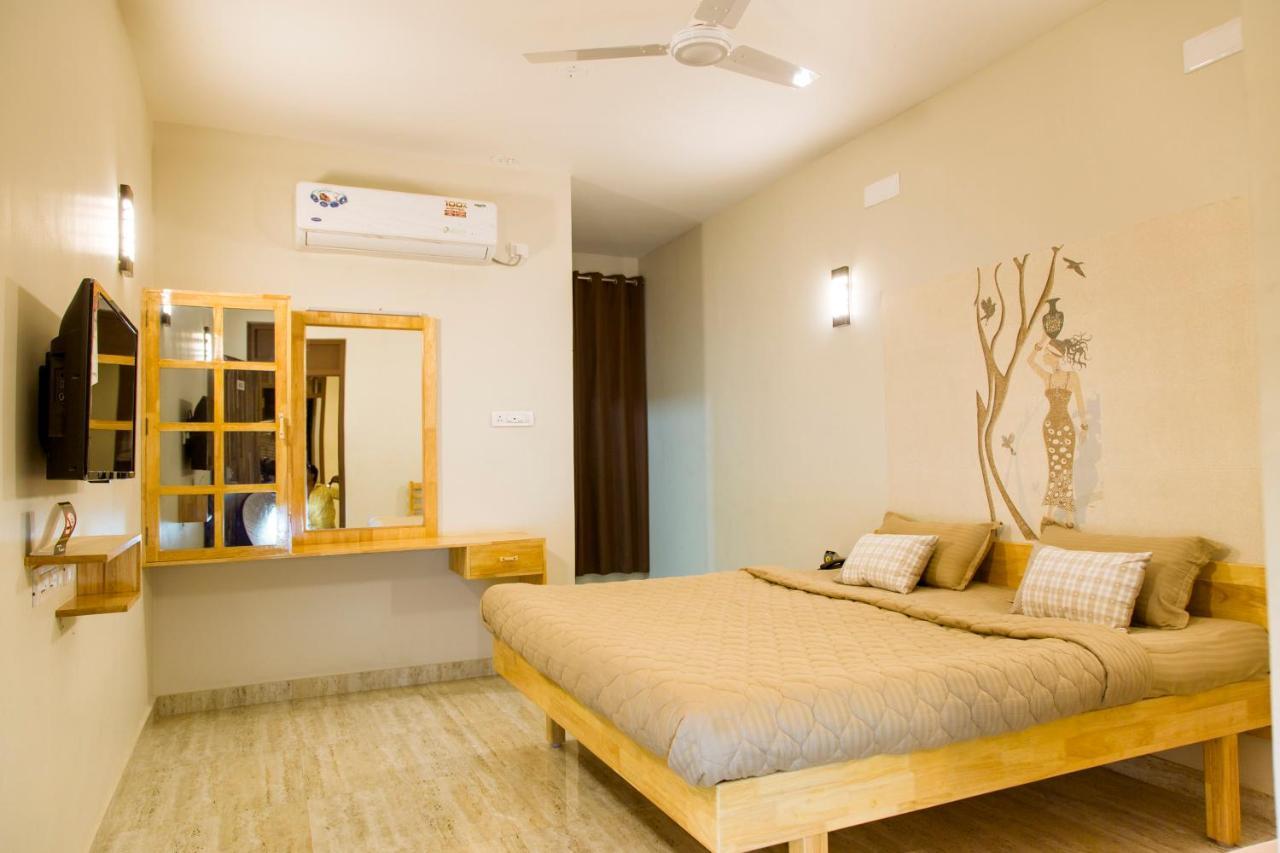 Rathna Square Villa Pollāchi Exterior photo